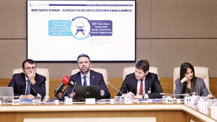 Vekillerden dijital şiddet isyanı