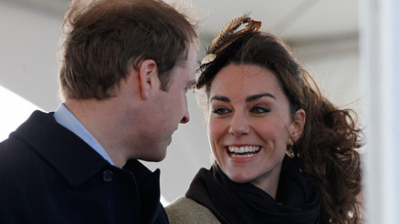 Bakmayın ağırbaşlı hallerine… Beyaz atlı prensi elinden kaçırmamak için ne oyunlar oynamış