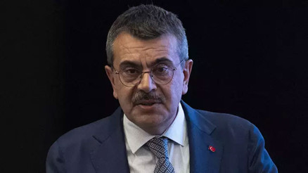 Bakan Tekinden özel okullara fahiş fiyat uyarısı: Kapatmaya kadar gider, çekinmeyiz Bakan Tekinden özel okullara fahiş fiyat uyarısı: Kapatmaya kadar gider, çekinmeyiz