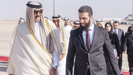 Katar Emiri Şam’a giden ilk lider oldu