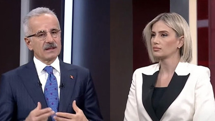 16 yaş altına sosyal medya sınırı gelecek mi Ulaştırma Bakanı Abdulkadir Uraloğlu, CNN TÜRKte açıkladı 16 yaş altına sosyal medya sınırı gelecek mi Ulaştırma Bakanı Abdulkadir Uraloğlu, CNN TÜRKte açıkladı