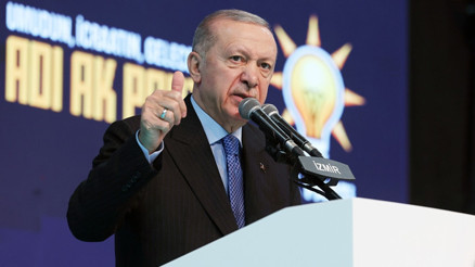 Cumhurbaşkanı Erdoğan: İzmirdeki kötü gidişatı değiştirmek boynumuzun borcu