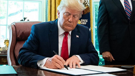 ABD, Kanada, Meksika ve Çinden ithalata yeni gümrük vergileri getirdi... Trumptan açıklama