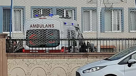 Aynı marketten aldıkları çiğ köfteden yiyen 5 öğrenci hastanelik oldu