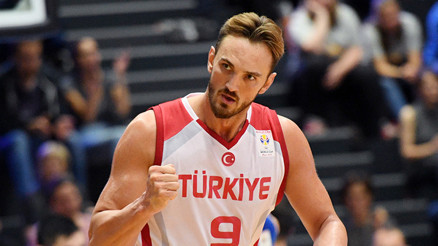 Semih Erden, basketbolu bıraktı Hayranlarıma minnettarım