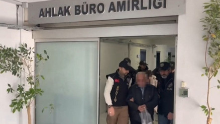 İzmirde masaj salonuna fuhuş operasyonu: 7 şüpheli tutuklandı