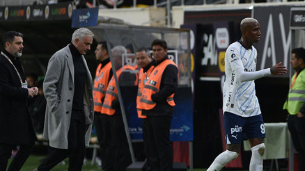 Fenerbahçeye kötü haberler üst üste Szymanski, Çağlar, İsmail...