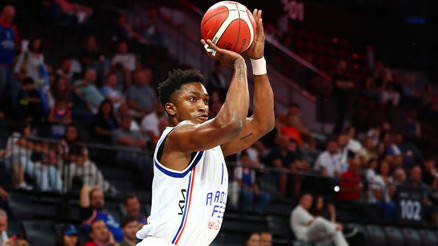 Anadolu Efes Stanley Johnson ile yollarını ayırdı