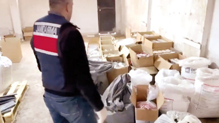 ‘İnsanlıktan nasibini almamış çete’ çökertildi... Sahte kanser ilacı üretip satmışlar