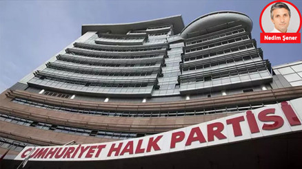CHP’de ‘Altı Ok’un yerini; 1- İhanet, 2- Hançerleme, 3- Şaibe, 4- Para kuleleri, 5- Kayırmacılık, 6-Linç aldı