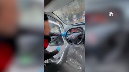 Aracındaki gizli bölmede uyuşturucu ele geçirilen zanlı gözaltına alındı