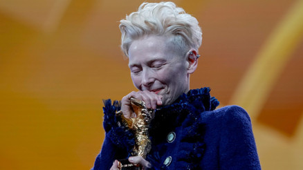 Ünlü oyuncu ağlayarak açıkladı: Bu acımasız mesleğe ara veriyorum