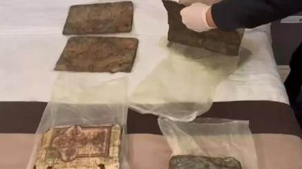 Mersin’de 6 adet tarihi el yazması kitap ele geçirildi: 3 gözaltı