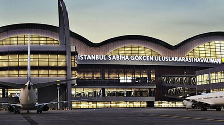 Sabiha Gökçen Havalimanında olumsuz hava koşulları nedeniyle uçuşları azaltma kararı