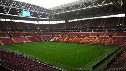 Rams Park’ın üzeri kapanıyor mu Galatasaray Stadı üstü açılır, kapanır mı AZ Alkmaar maçı öncesi gündeme geldi…