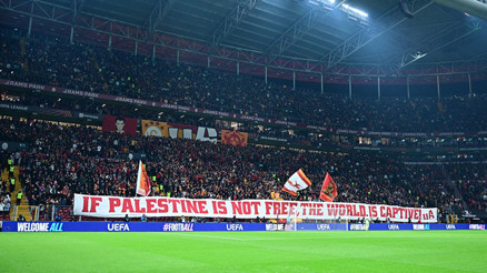 Galatasaray - AZ maçında Türk Telekomdan 5.5G deneyimi