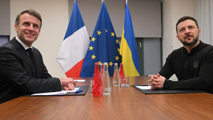 Macron Zelenski ile görüştü