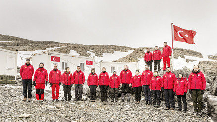 Türk ekibe karşılama