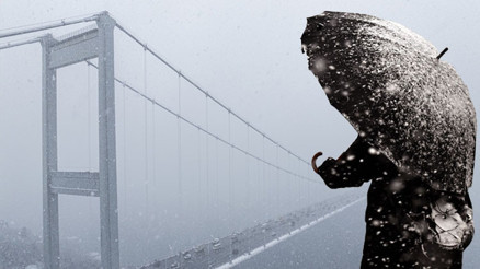 Son dakika: İstanbulda kar alarmı: Meteorolojiden yeni uyarı geldi İstanbulda pazartesi okullar tatil olacak mı