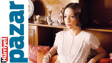 Zeynep Bastık: Hayat bizim için disko toplarıyla geçiyor zannediliyor