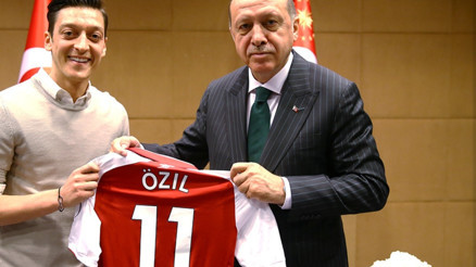 Mesut Özil AK Parti MKYK üyesi mi oldu Yeni MKYK listesinde adı var mı