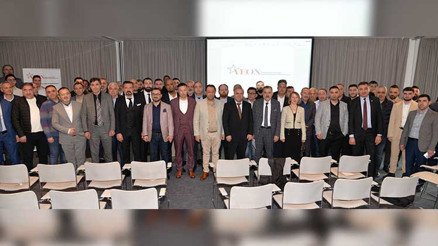 Elazığlı iş insanları Amsterdam’da buluştu