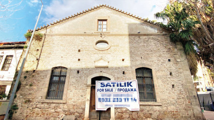 Tarihi hamam satılıyor