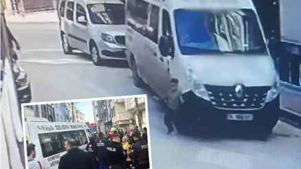 Esenyurt’ta servis minibüsünün çarptığı çocuk hayatını kaybetti