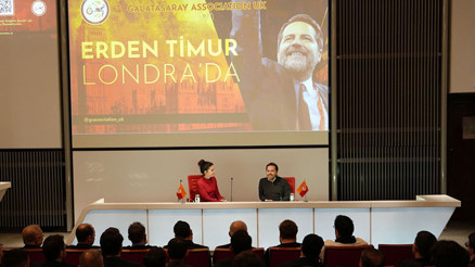 Erden Timur Londra’da Galatasaraylılarla buluştu