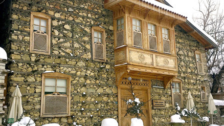 Planda görülmeyen düğmeli evlere yıkım kararı Planda görülmeyen düğmeli evlere yıkım kararı