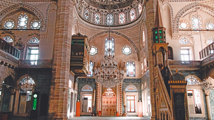 ‘Kenar Semtlerde Bir Gezinti’ ‘Kenar Semtlerde Bir Gezinti’