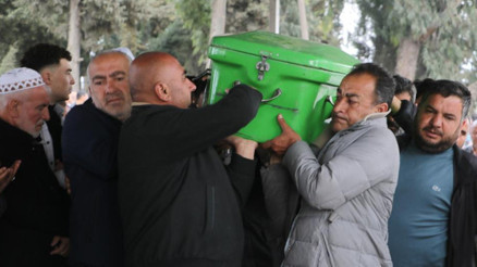 Feci kazada 6 kişi can verdi: Cenazeler gözyaşları içinde uğurlandı