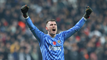 Fenerbahçede Dominik Livakovice milli davet