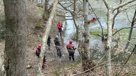 Belgrad Ormanında kaybolan Ece Gürele ait olduğu düşünülen kişisel eşyalar bulundu Belgrad Ormanında kaybolan Ece Gürele ait olduğu düşünülen kişisel eşyalar bulundu