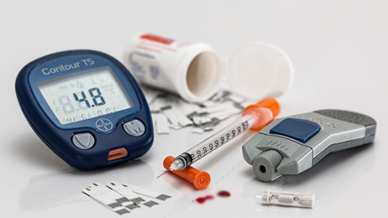 Kan şekeri ölçmek orucu bozar mı Şeker hastalarının uyguladıkları insülin iğnesi orucu bozar mı Diyanet yanıtladı