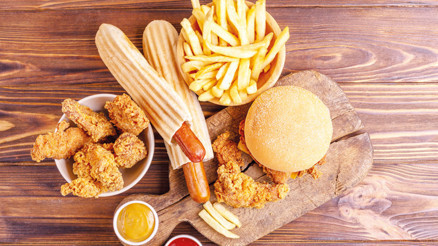 Fast food yerken bir daha düşünün: 5 günde kalıcı hasar bırakıyor Fast food yerken bir daha düşünün: 5 günde kalıcı hasar bırakıyor