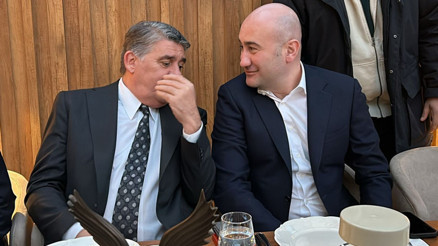 Serdal Adalı ile Hüseyin Yücel iftar yemeğinde buluştu