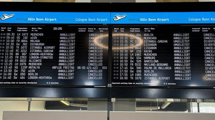 Hamburg Havalimanında grev nedeniyle tüm uçuşlar iptal