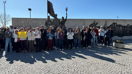 TED velilerinden ‘siyah bantlı’ protesto