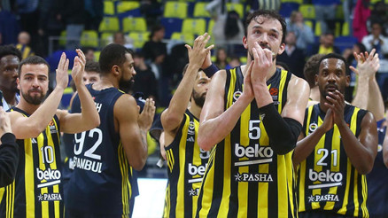 Fenerbahçe Beko, Aliağa Petkimsporu 88-75 ile geçti