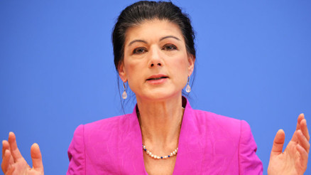 ‘Başbakanlık yolunda AfD’ye kırmızı halı’