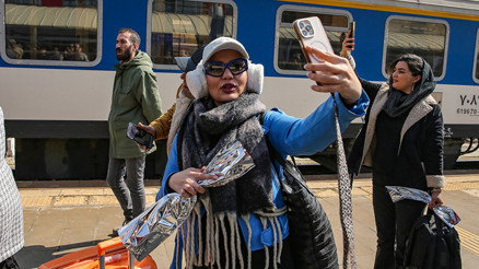5 yıl aradan sonra komşu ülkenin başkentine tren seferleri başladı