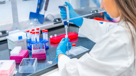 Kök hücre uygulamaları ve temel bileşenleri: Fibroblast, Alloblast ve Eksozom