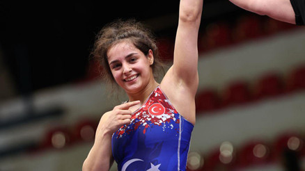 Milli sporculardan U23 Avrupa Güreş Şampiyonası’nda 2 altın madalya