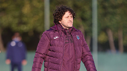 Fatih Tekke, ilk sınavını Trabzonsporun deplasman fobisini yenmek için verecek Fatih Tekke, ilk sınavını Trabzonsporun deplasman fobisini yenmek için verecek