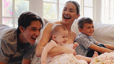 Üç ilişkiden üç çocuk yanına kâr kaldı... Ama bu bile ona yetmedi: Yine olsun, yine doğururum