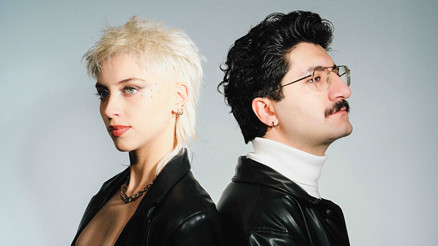 İlhamını Orhan Veli’nin Açsam Rüzgara Şiirinden Alıyor...