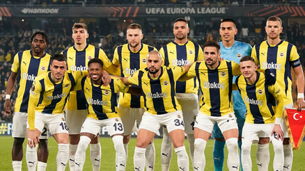 Fenerbahçede 13 futbolcu milli mesaide