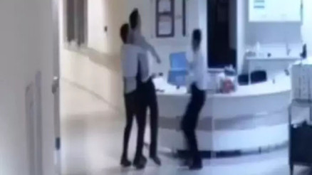 Sivasta nefes borusuna zeytin kaçan hasta yakını Heimlich manevrasıyla kurtarıldı