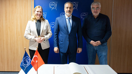Dışişleri Bakanı Hakan Fidan, CERNi ziyaret etti